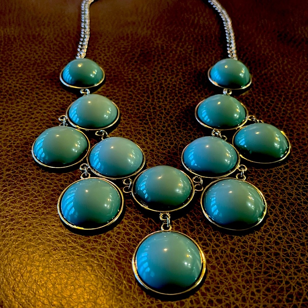 Chunky Turquoise Statment Necklace with matching earrings